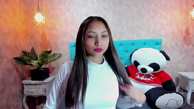 Snapshot of MadelineDoll chatting on 02-21-26, 02:18 MadelineDoll online show from 02-21-26, 02:18