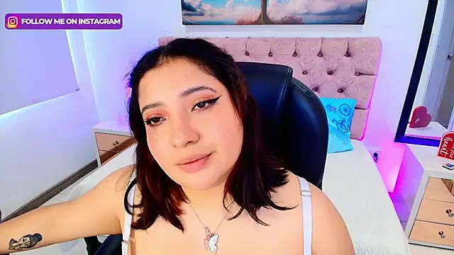 Emma monserrat online show from 11-08-25, 07:45