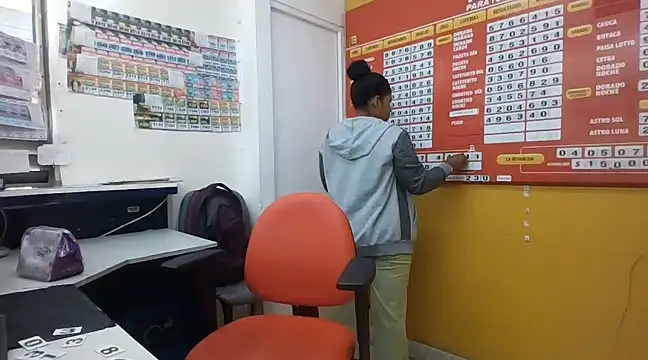 Ivon-09 online show from 02-16-25, 03:16