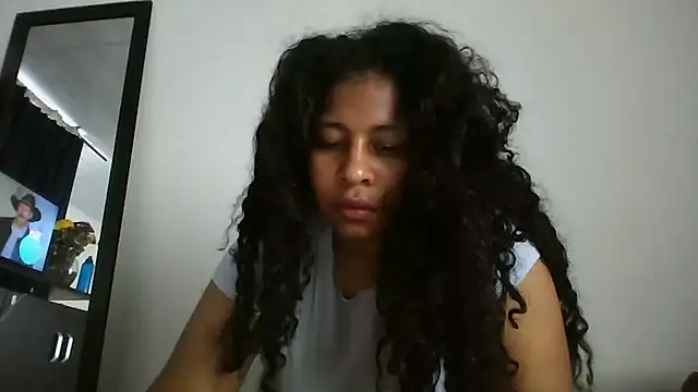 Ivon-09 online show from 10-10-25, 07:46