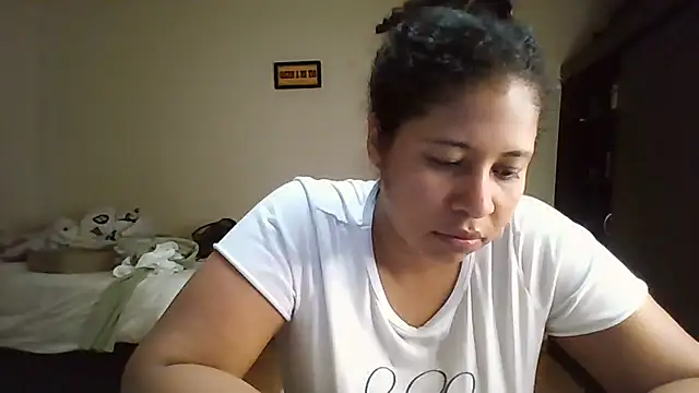 Ivon-09 online show from 07-14-26, 12:33