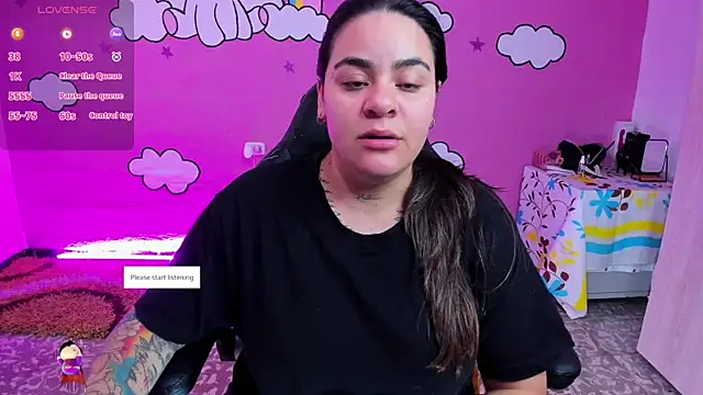 Snapshot of Sharon_hils chatting on 01-12-26, 08:03 Sharon hils online show from 01-12-26, 08:03