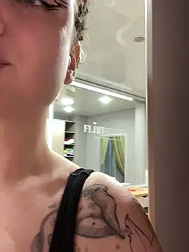 AnnaRichmond online show from 02-21-25, 03:01