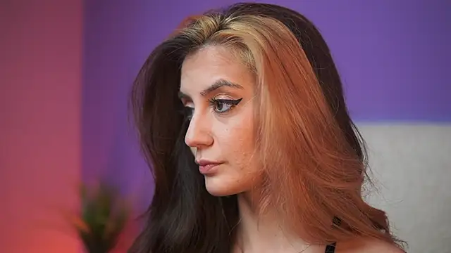 SabrinaHope online show from 11-25-25, 10:54