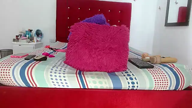 kattysex74 online show from 09-27-25, 03:06