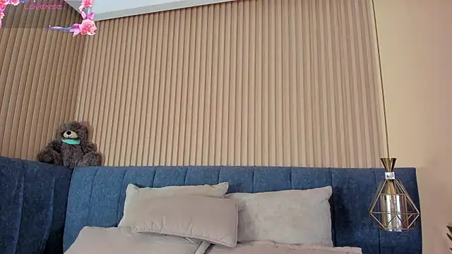 Snapshot of kathecute__ chatting on 02-04-26, 01:44 kathecute online show from 02-04-26, 01:44