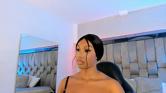 ChaynnaCooper online show from 02-12-25, 03:27