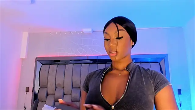 ChaynnaCooper online show from 02-19-25, 12:00