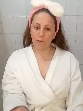 SofiEstevez online show from 11-21-25, 01:32