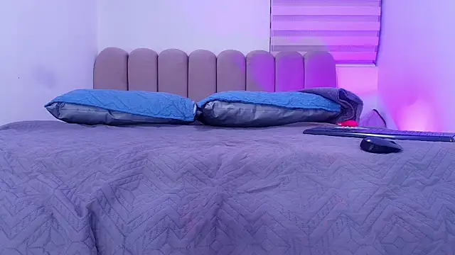 nicol f online show from 04-09-26, 03:17