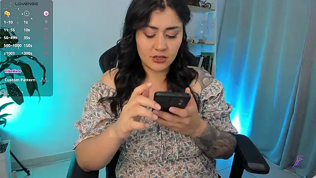 Snapshot of GretaX-X chatting on 02-02-26, 01:04 GretaX-X online show from 02-02-26, 01:04