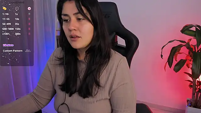 Snapshot of GretaX-X chatting on 02-17-26, 03:03 GretaX-X online show from 02-17-26, 03:03