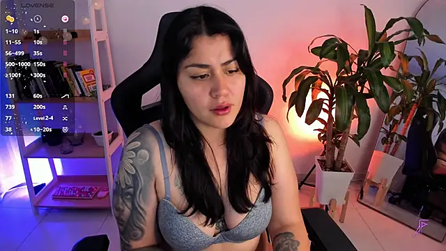 Snapshot of GretaX-X chatting on 02-23-26, 03:15 GretaX-X online show from 02-23-26, 03:15