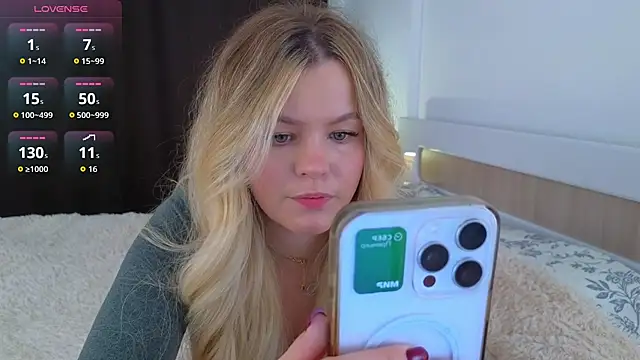 Milana15 online show from 11-16-25, 08:31