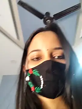 Snapshot of Varnika_aarora chatting on 12-25-24, 09:56 Varnika aarora online show from 12-25-24, 09:56