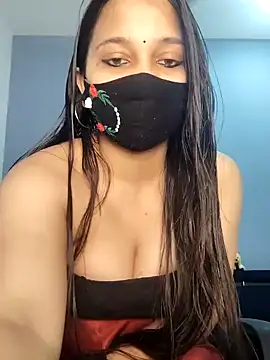 Snapshot of Varnika_aarora chatting on 01-08-25, 03:40 Varnika aarora online show from 01-08-25, 03:40