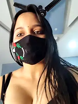 Snapshot of Varnika_aarora chatting on 01-10-25, 07:25 Varnika aarora online show from 01-10-25, 07:25