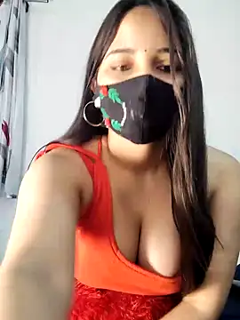 Snapshot of Varnika_aarora chatting on 01-12-25, 03:49 Varnika aarora online show from 01-12-25, 03:49