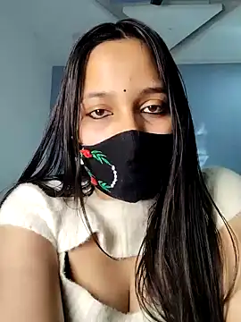 Snapshot of Varnika_aarora chatting on 02-12-25, 06:08 Varnika aarora online show from 02-12-25, 06:08