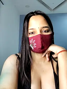 Snapshot of Varnika_aarora chatting on 02-20-25, 04:07 Varnika aarora online show from 02-20-25, 04:07