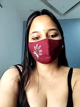 Snapshot of Varnika_aarora chatting on 02-21-25, 08:07 Varnika aarora online show from 02-21-25, 08:07