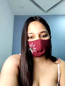 Snapshot of Varnika_aarora chatting on 02-25-25, 05:08 Varnika aarora online show from 02-25-25, 05:08