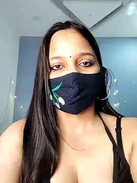 Snapshot of Varnika_aarora chatting on 03-19-25, 06:57 Varnika aarora online show from 03-19-25, 06:57