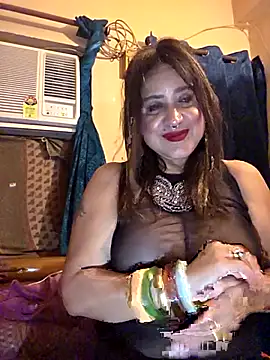 Snapshot of Hot_Queen77 chatting on 07-18-26, 07:28 Hot Queen77 online show from 07-18-26, 07:28