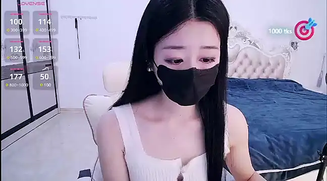 Snapshot of CN-xiaofei chatting on 02-15-25, 02:47 CN-xiaofei online show from 02-15-25, 02:47