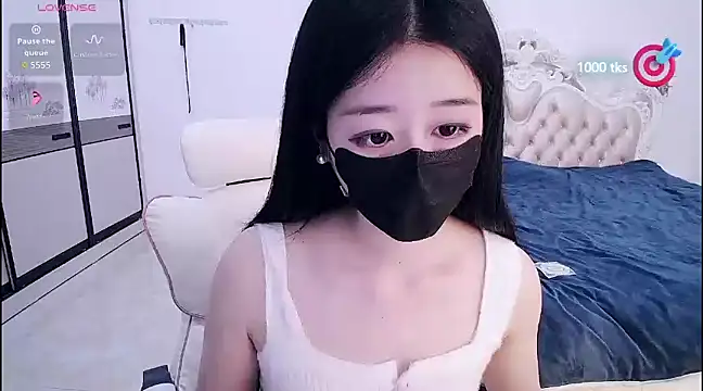 Snapshot of CN-xiaofei chatting on 02-26-25, 08:59 CN-xiaofei online show from 02-26-25, 08:59