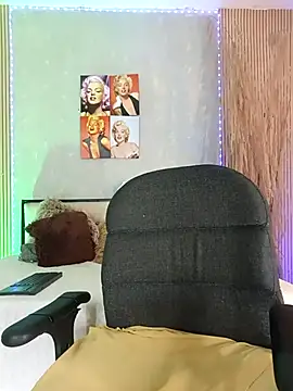 nahiarapalmer19 online show from 03-25-26, 03:29