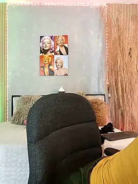 nahiarapalmer19 online show from 04-04-26, 05:10