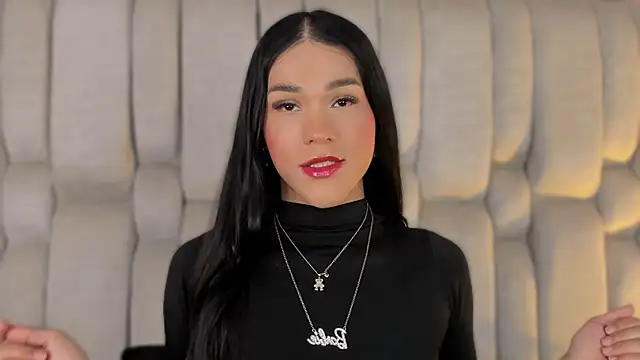 Isa Little Star online show from 02-23-26, 03:59