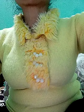 Snapshot of Lovepussyhair chatting on 02-03-26, 02:33 Lovepussyhair online show from 02-03-26, 02:33