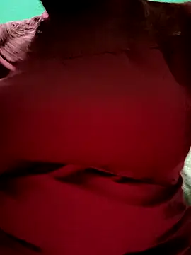 Snapshot of Lovepussyhair chatting on 02-05-26, 02:00 Lovepussyhair online show from 02-05-26, 02:00