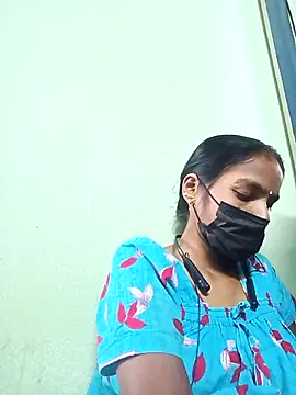 anusiya01 online show from 02-18-25, 07:10