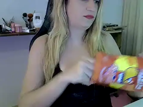 luizacandy online show from 12-03-24, 08:39