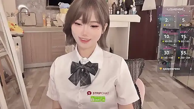 -XunMengLong- online show from 12-04-24, 05:44