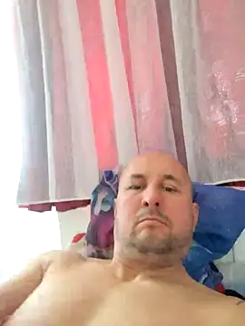 Snapshot of intx800 chatting on 05-05-26, 12:46 intx800 online show from 05-05-26, 12:46