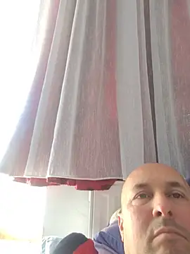 Snapshot of intx800 chatting on 05-15-26, 03:41 intx800 online show from 05-15-26, 03:41