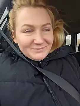 Snapshot of -Schweppes- chatting on 12-24-24, 08:00 -Schweppes- online show from 12-24-24, 08:00