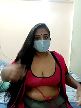 Snapshot of DIZZLING_DIVA chatting on 12-24-24, 07:00 DIZZLING DIVA online show from 12-24-24, 07:00