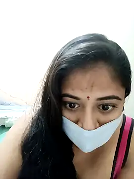 Snapshot of DIZZLING_DIVA chatting on 12-24-24, 10:06 DIZZLING DIVA online show from 12-24-24, 10:06