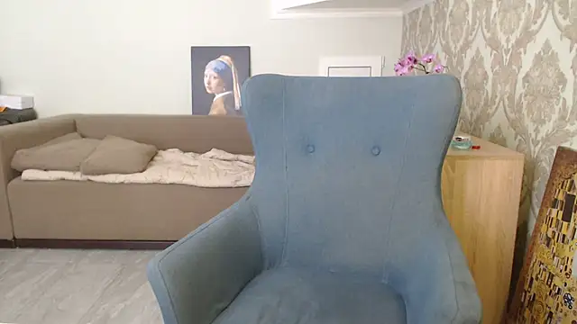 Snapshot of Mallinia chatting on 07-10-26, 01:03 Mallinia online show from 07-10-26, 01:03