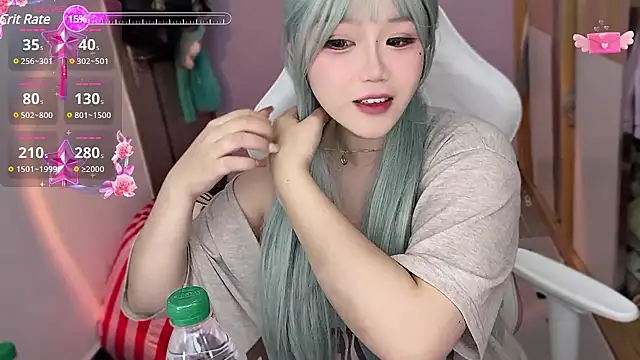 Snapshot of xiSSts chatting on 12-11-24, 05:00 xiSSts online show from 12-11-24, 05:00