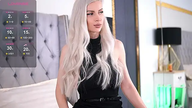 Snapshot of KiaHarper chatting on 02-14-25, 10:36 KiaHarper online show from 02-14-25, 10:36