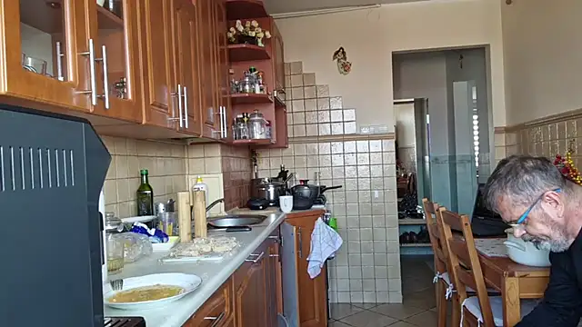 axecoman60 online show from 03-07-25, 01:07