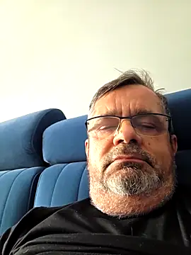 axecoman60 online show from 02-22-26, 11:31