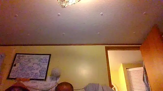 Snapshot of raybo715 chatting on 06-07-26, 06:17 raybo715 online show from 06-07-26, 06:17