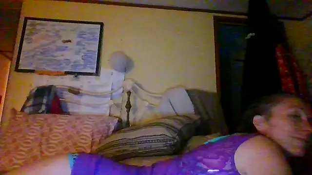 Snapshot of raybo715 chatting on 07-03-26, 05:36 raybo715 online show from 07-03-26, 05:36